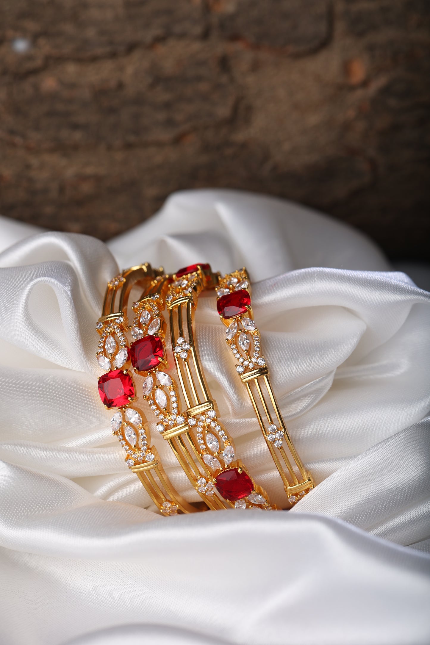 ANTIQUE RUBY MICRO GOLD PLATED BANGLE