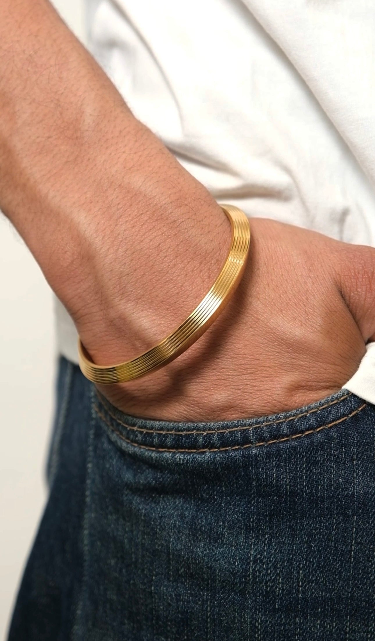 MENS GOLD PLATED ANTI TARNISH KADA ki