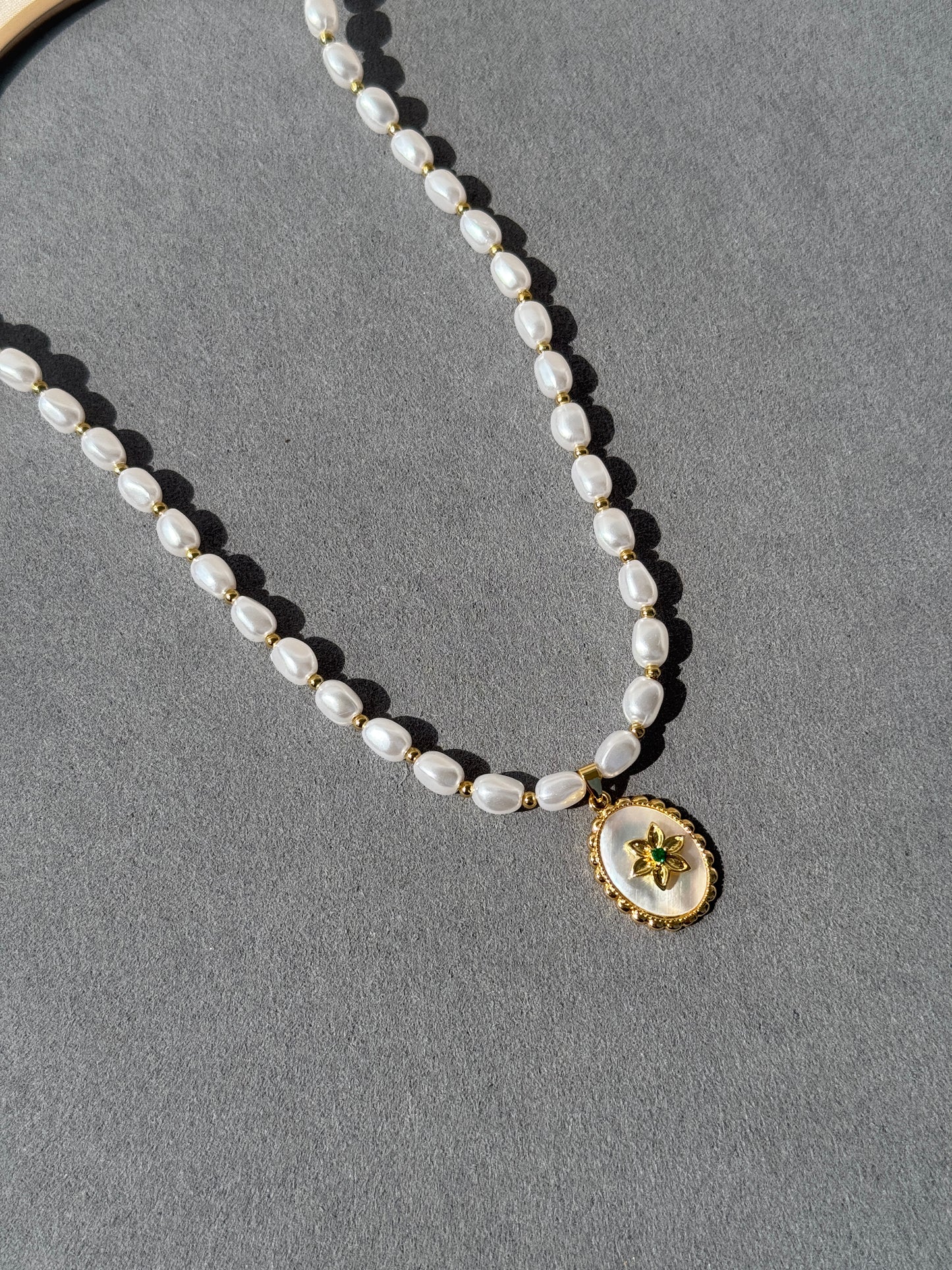 ANTIQUE 18k GOLD PLATED PEARL CHAIN