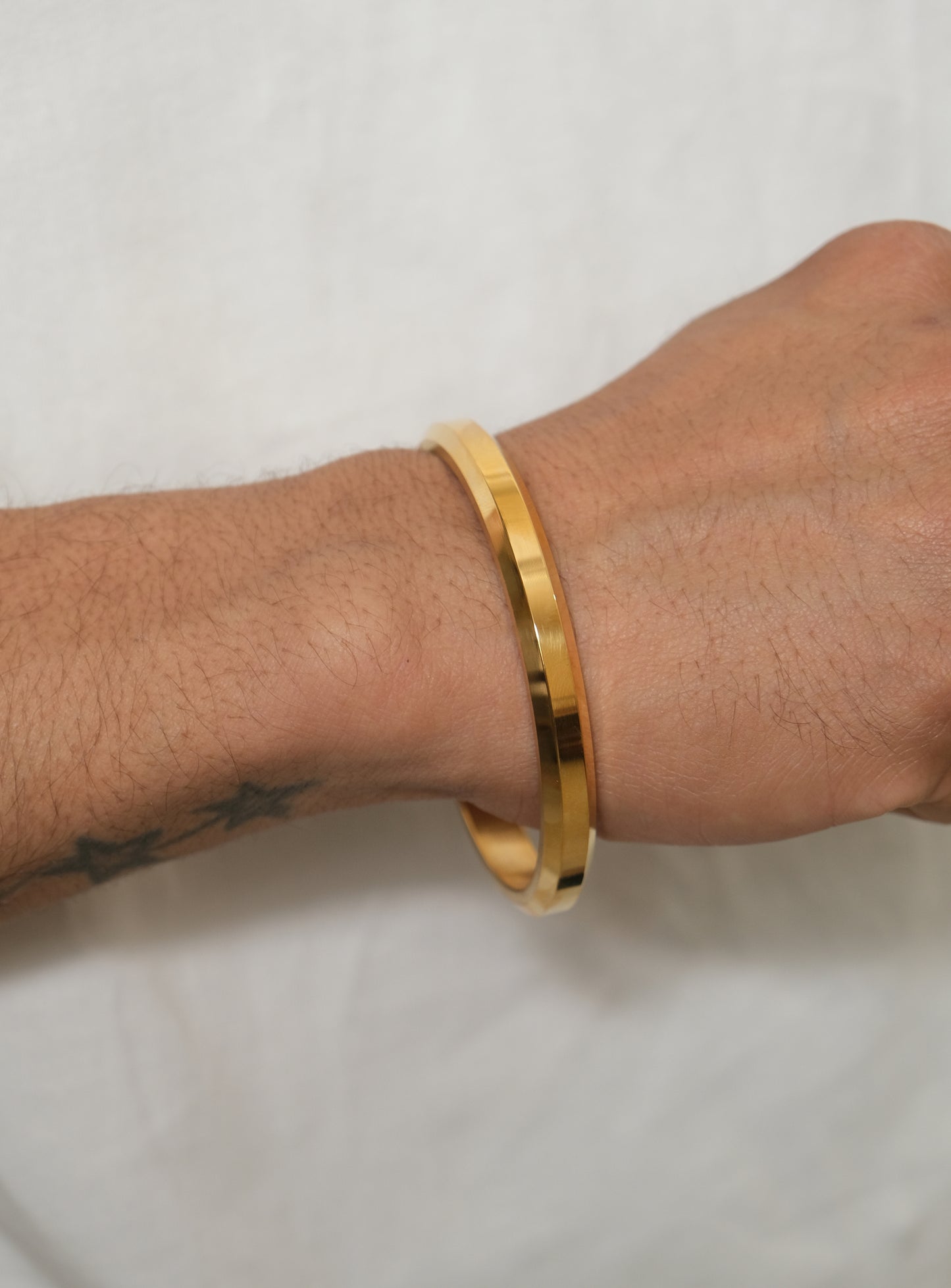 MENS 18k GOLD PLATED ANTI TARNISH KADA - 8 MM