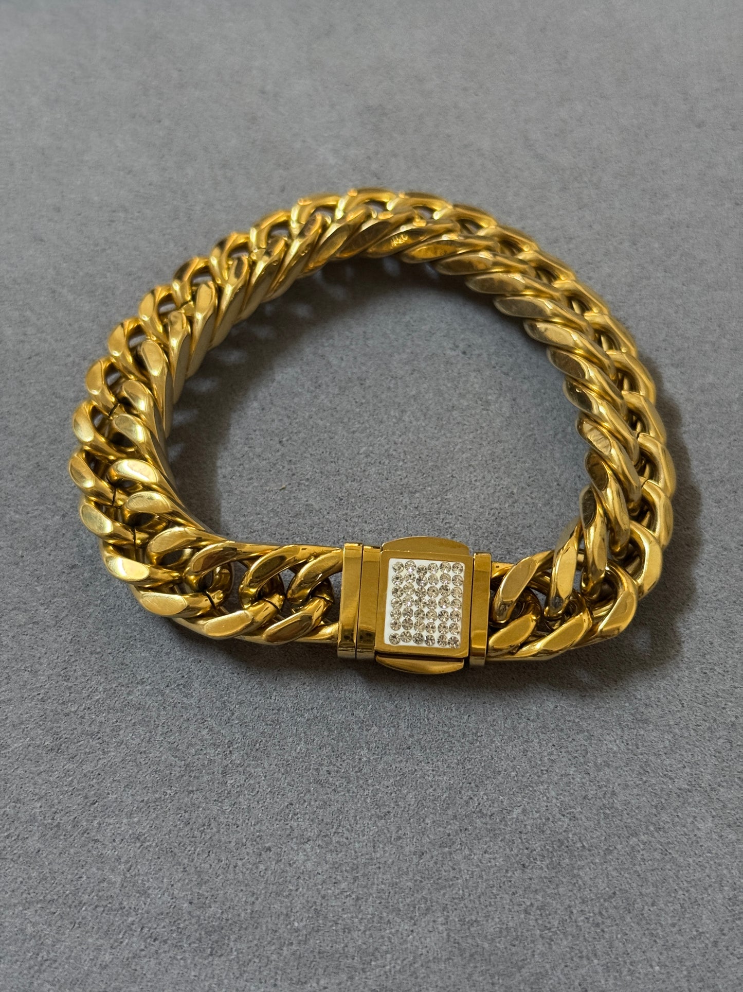 MENS 18k GOLD PLATED LOCK BRACELET - 18 MM