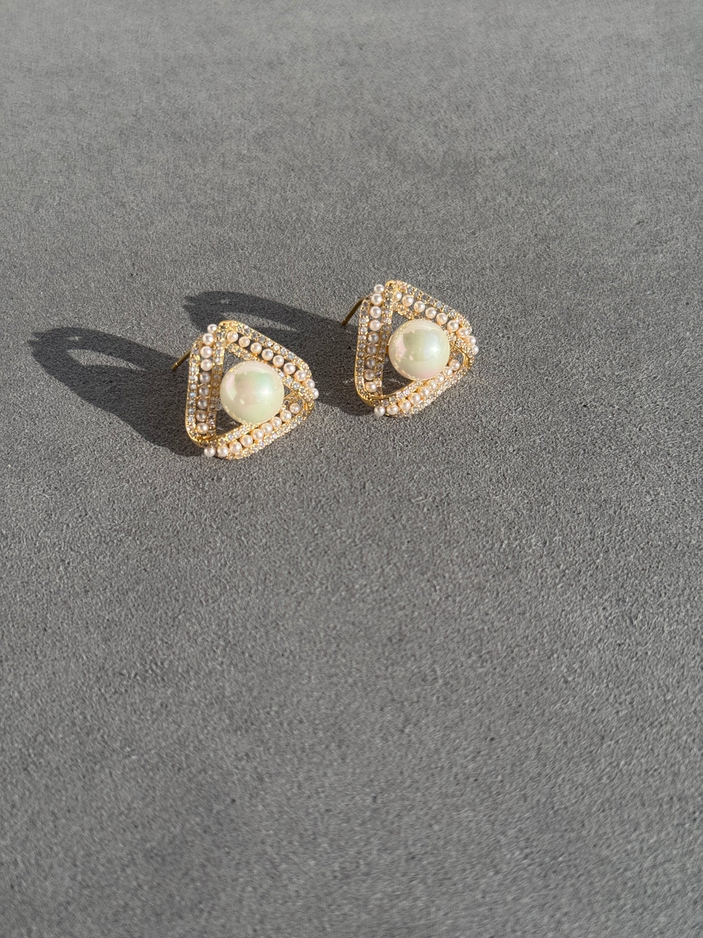 CZ NATURAL PEARLS STUDS