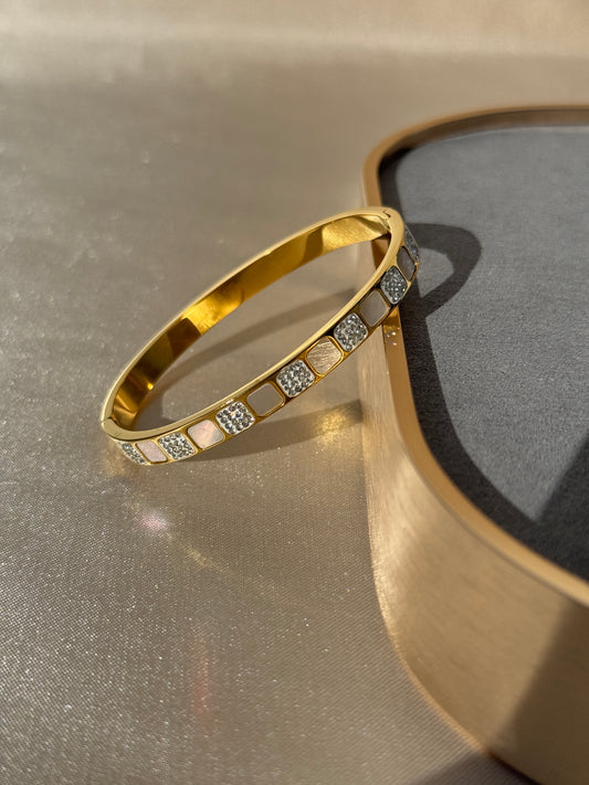 18K GOLD PLATED ANTI TARNISH BRACELET