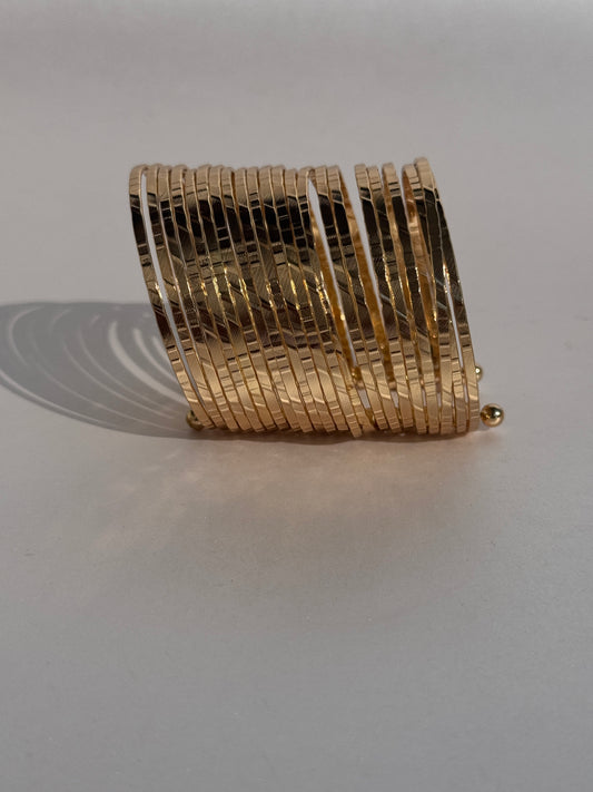 WIDE OPEN 18k BANGLE CUFF BRACELET
