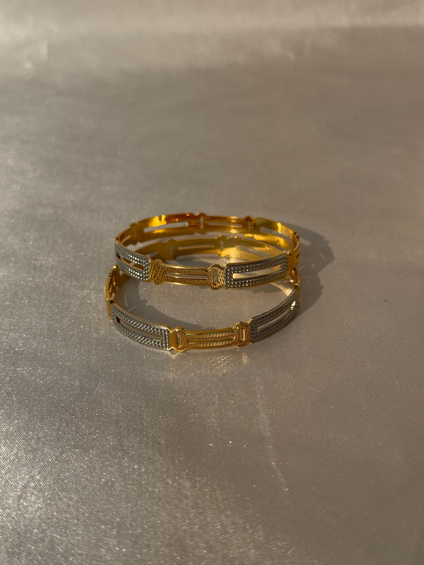 MICRO GOLD PLATED ANTI TARNISH BANGLES