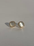 MOTHER OF PEARLS CHIC STUDS