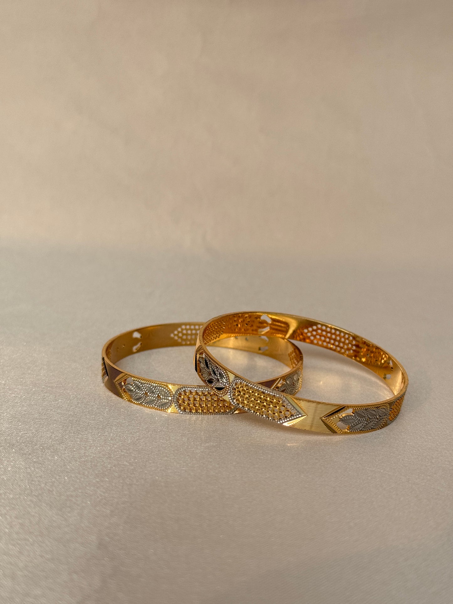 MICRO GOLD PLATED ANTI TARNISH BANGLES