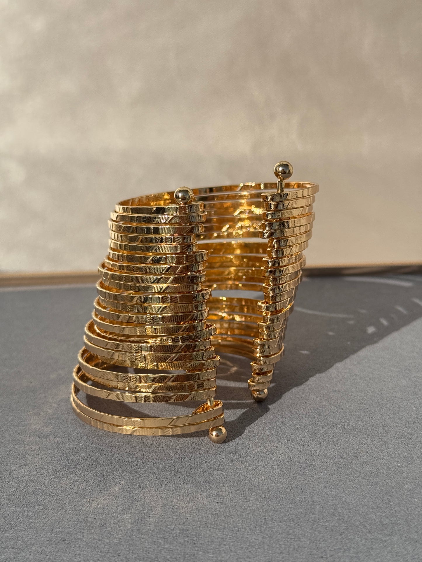 WIDE OPEN 18k BANGLE CUFF BRACELET