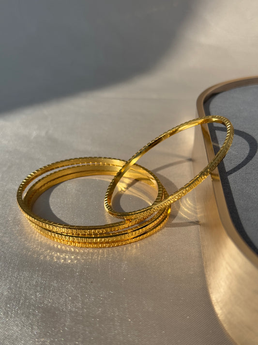 MICRO GOLD PLATED ANTI TARNISH BANGLE