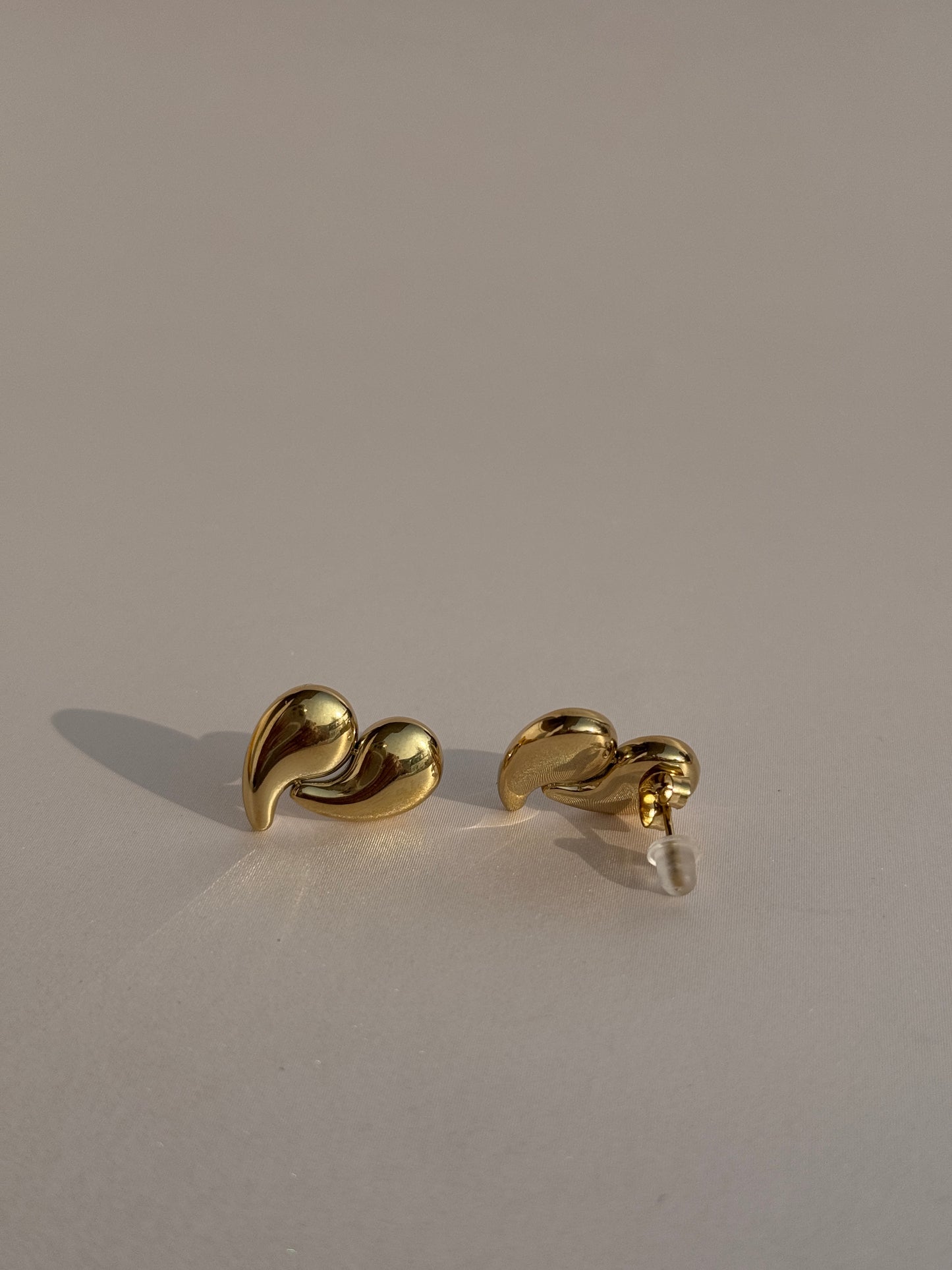 DROP 18k GOLD PLATED STUDS