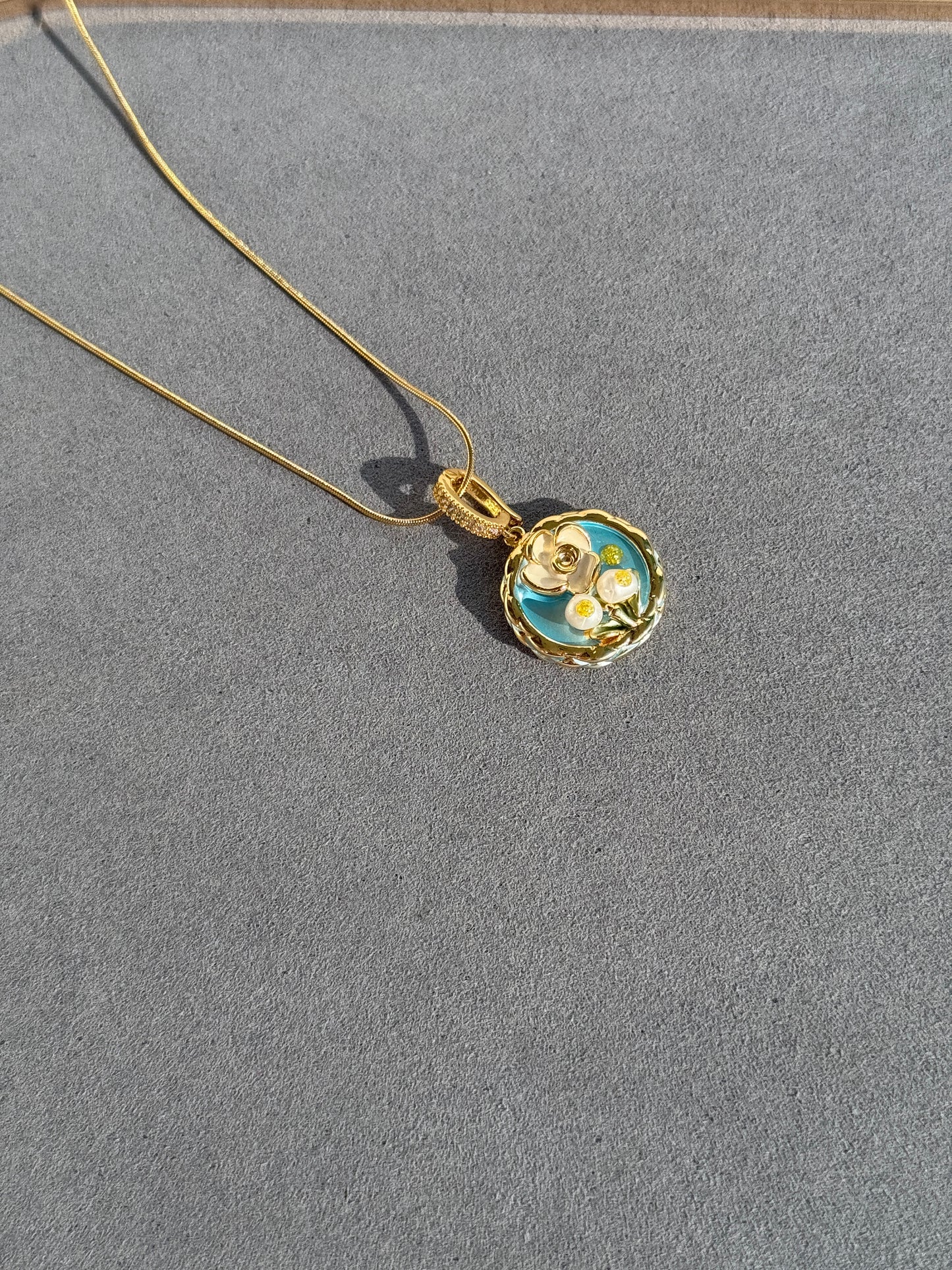 MOP CHAIN PENDANT SET