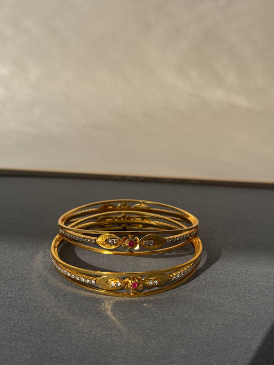 MICRO GOLD PLATED ANTITARNISH BANGLES
