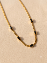 BLACK STONE 18k NECKLACE