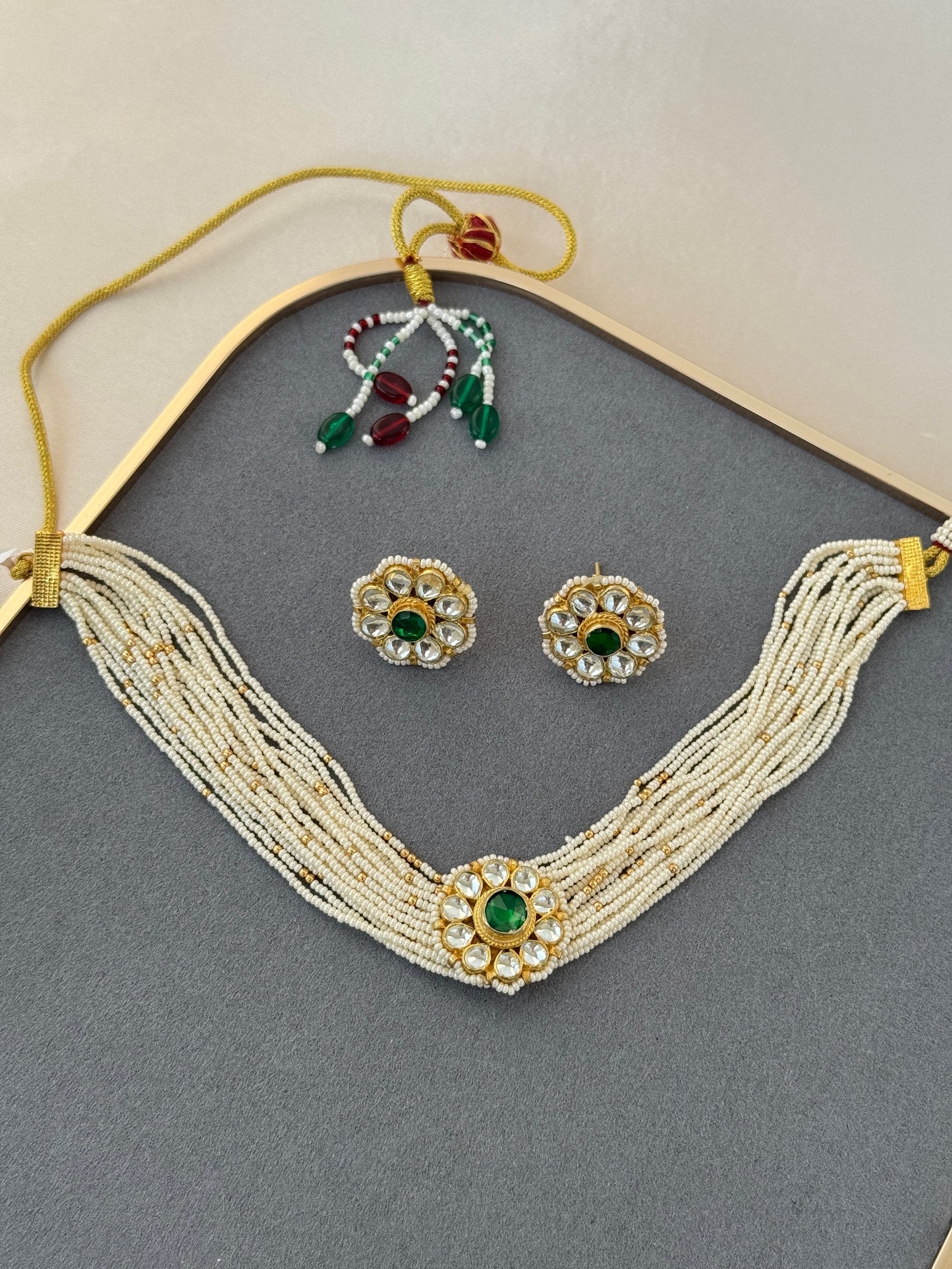 PAACHI KUNDAN EMERALD CHOKER