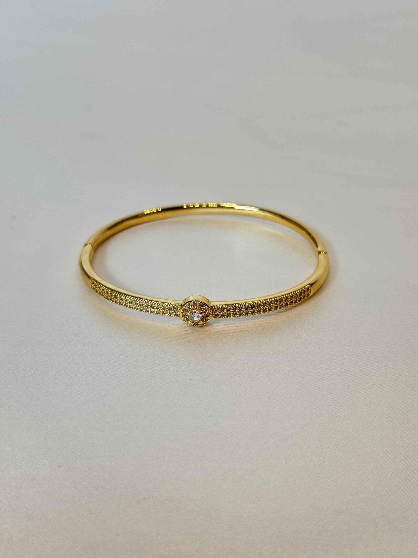 18k GOLD PLATED ANTI TARNISH BRACELET
