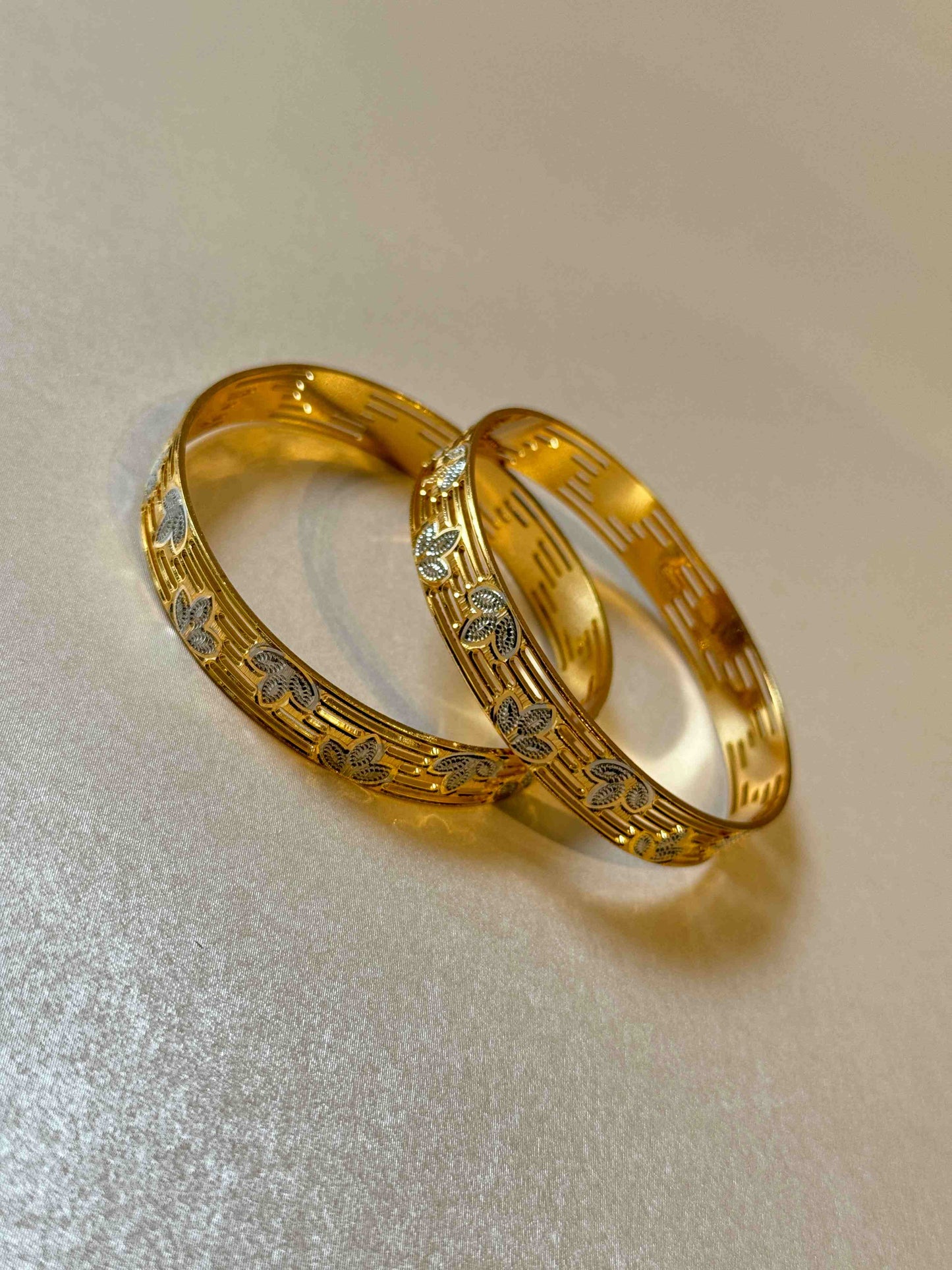 MICRO GOLD PLATED ANTI TARNISH BANGLES