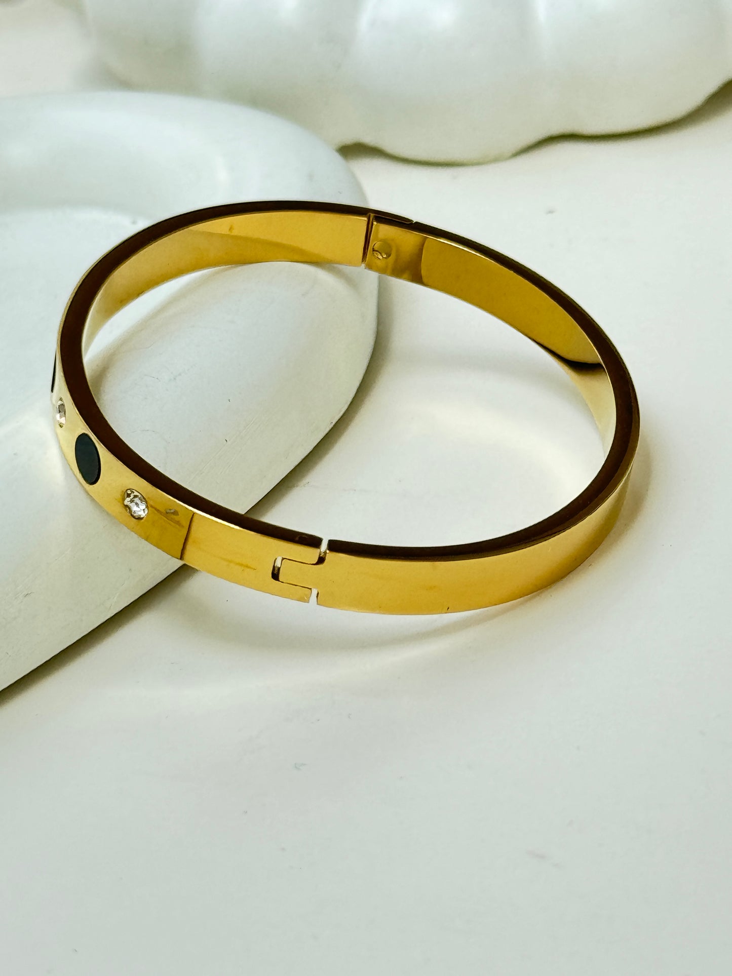 GOLD PLATED 18K ANTI TARNISH BRACELET