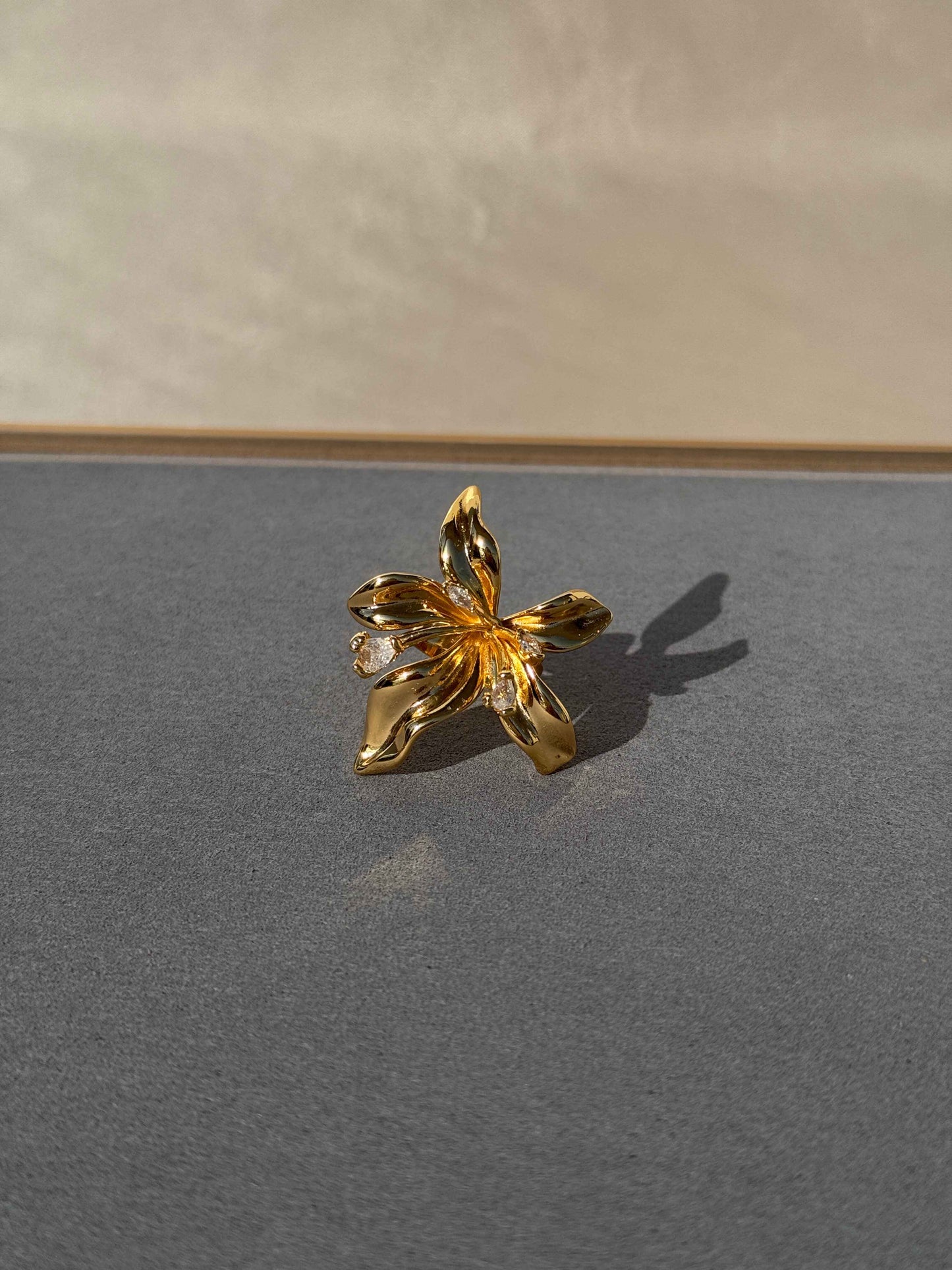 BOLD 18K GOLD PLATED ADJUSTABLE RING