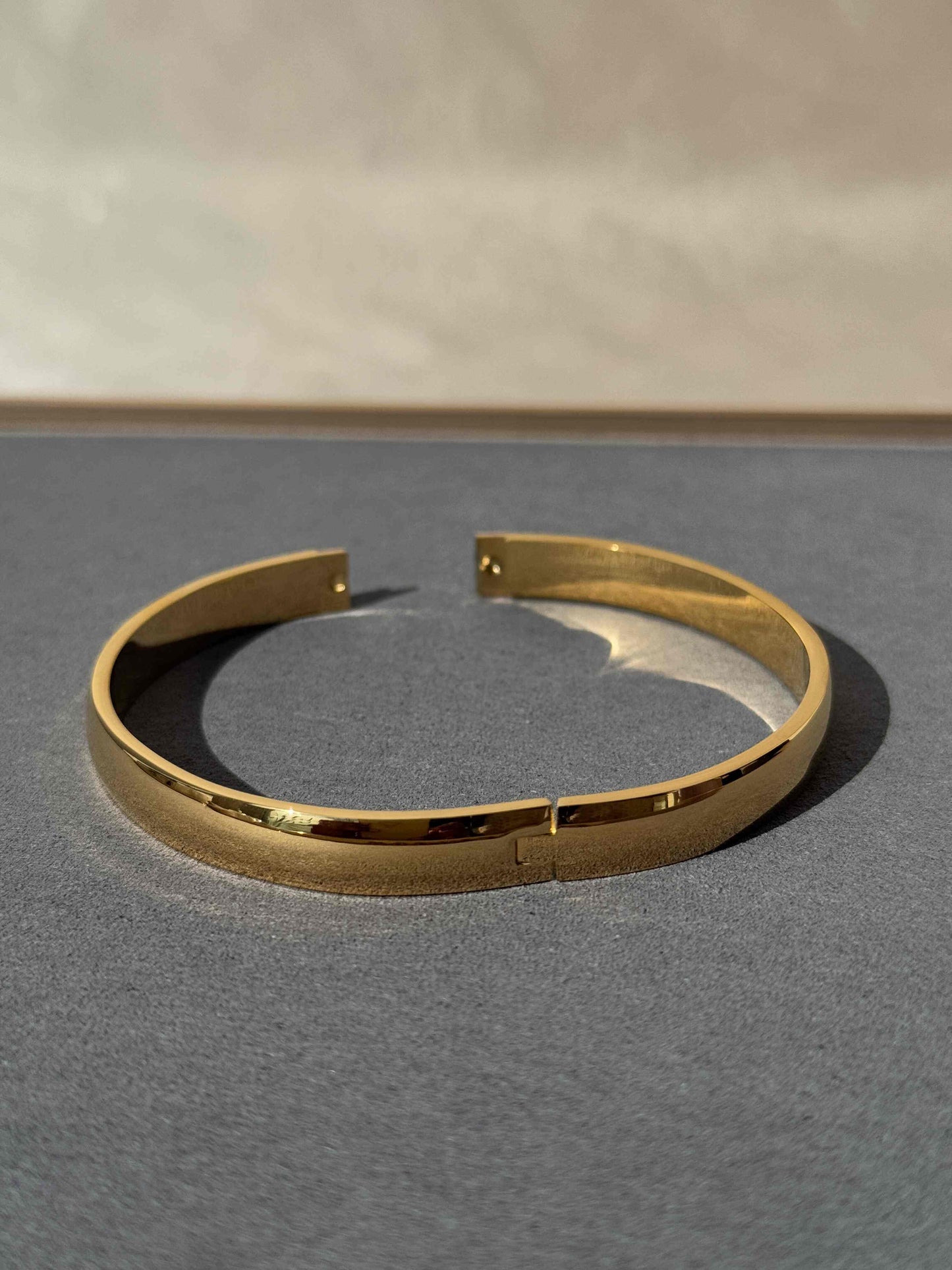 MENS GOLD PLATED ANTI TARNISH KADA