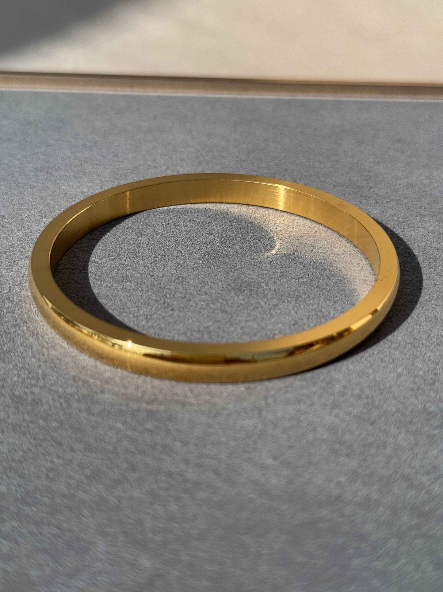 MENS 18k GOLD PLATED PLAIN KADA - 6 Mm