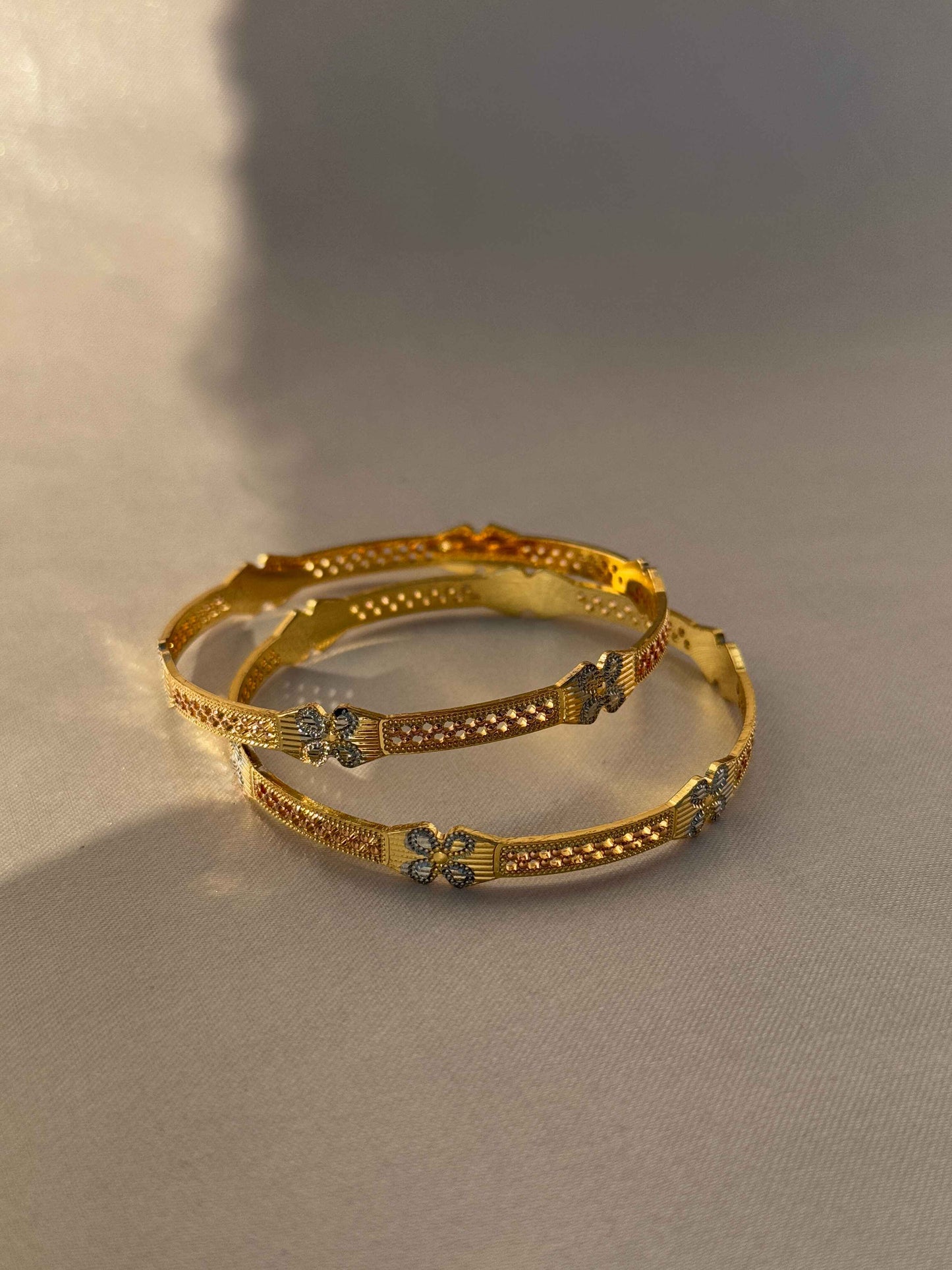 MICRO GOLD PLATED ANTI TARNISH BANGLES