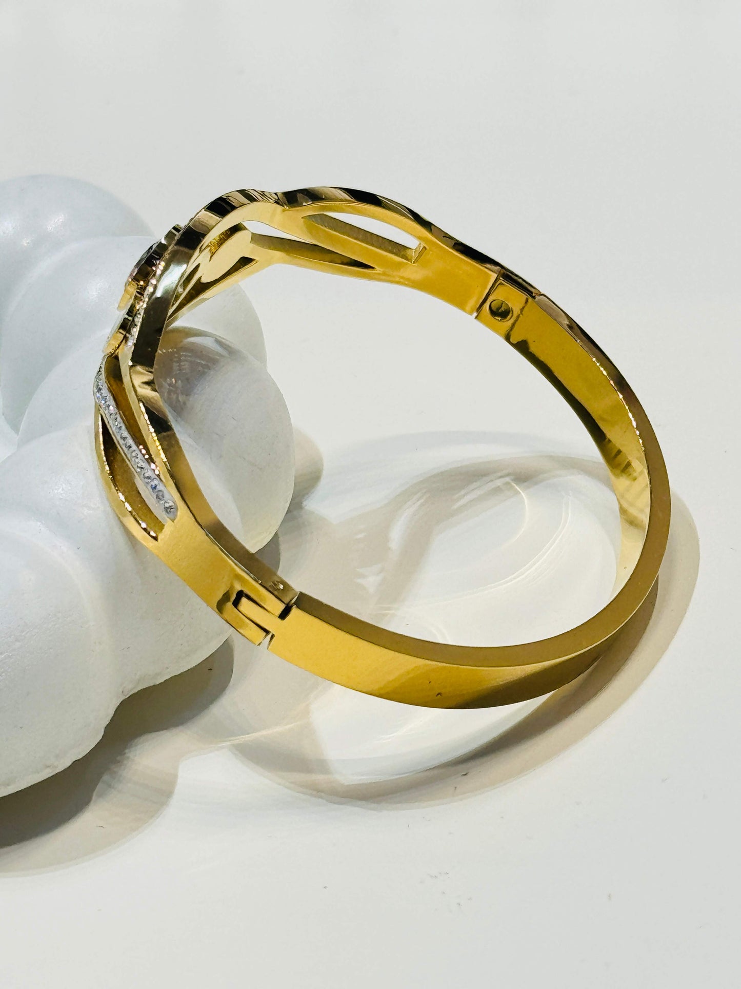 18K GOLD PLATED ANTI TARNISH BRACELET