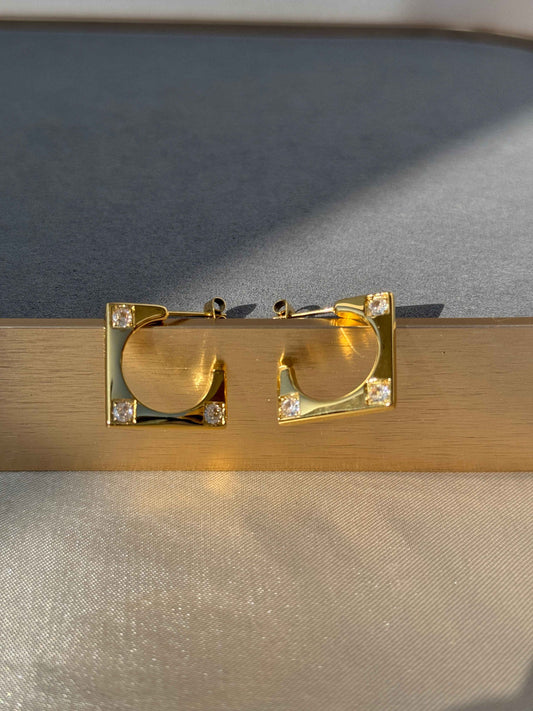 18K GOLD PLATED ANTI TARNISH EARRINGS
