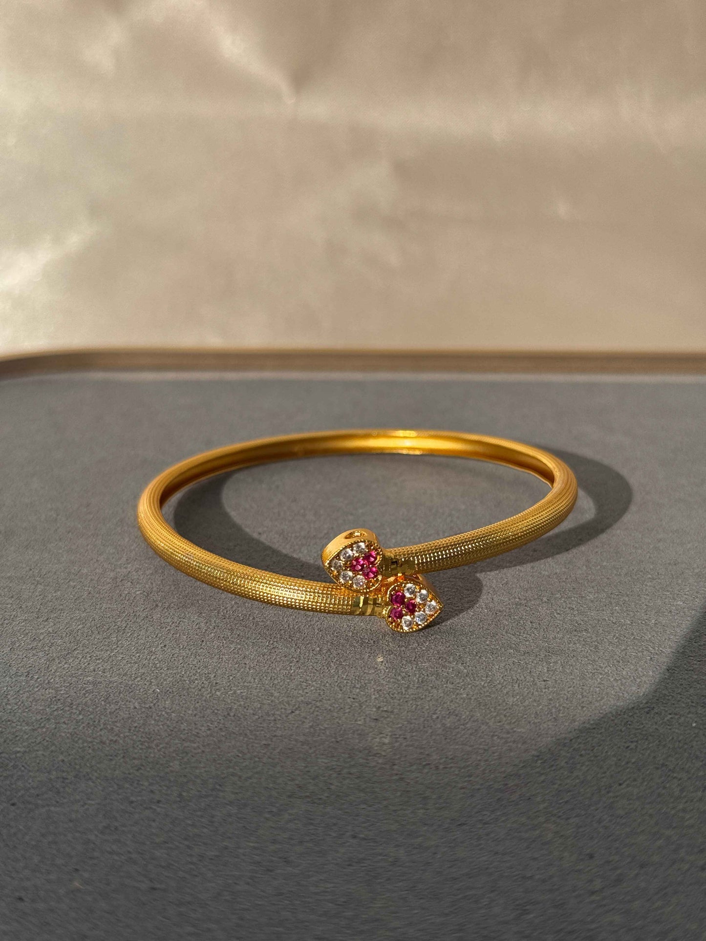 TRADITIONAL 18k GOLD PLATED BRACELET