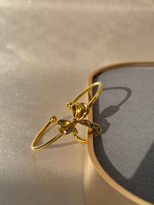 INFINITY 18k GOLD PLATED BRACELET