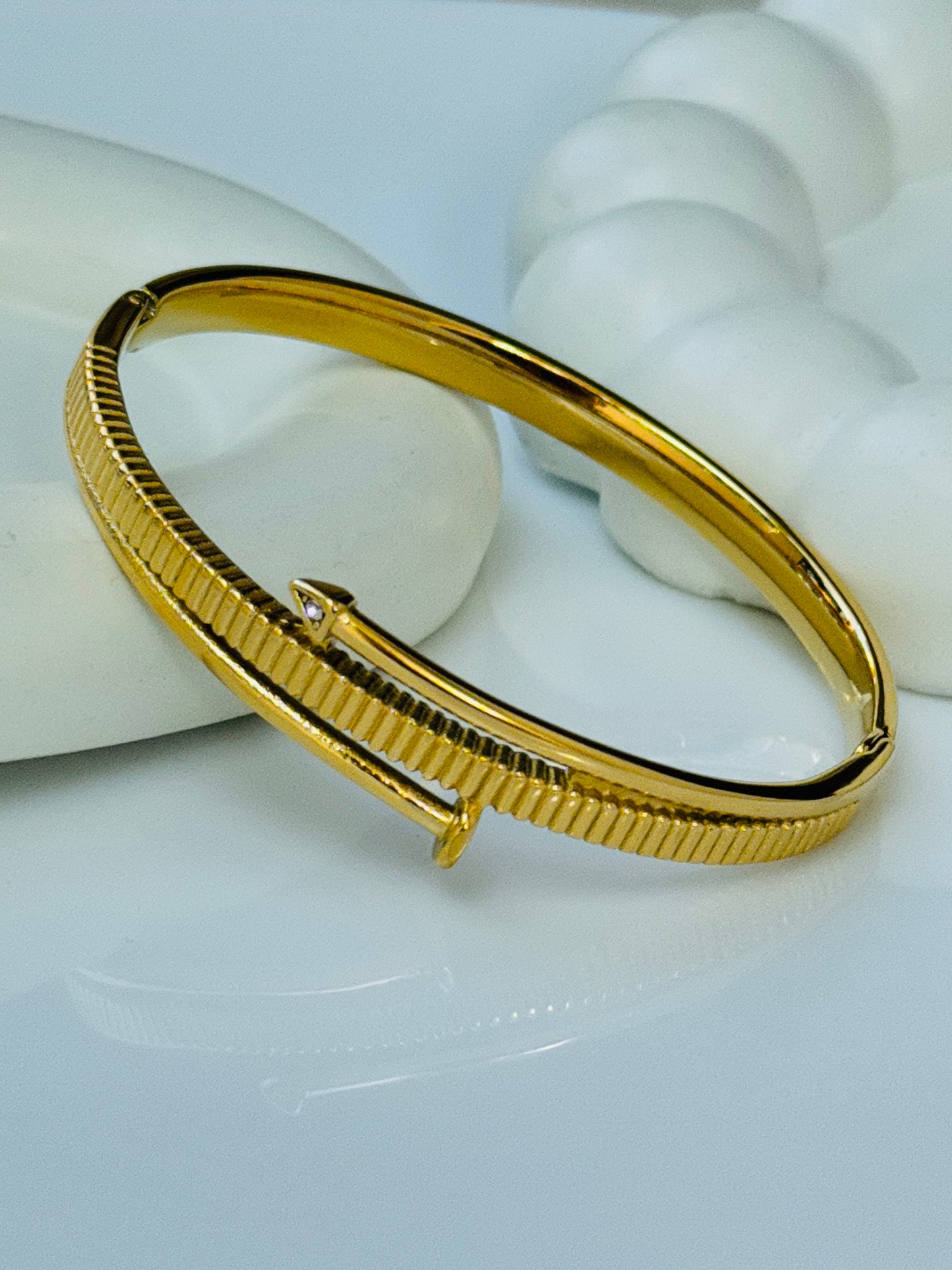18K GOLD PLATED ANTI TARNISH BRACELET