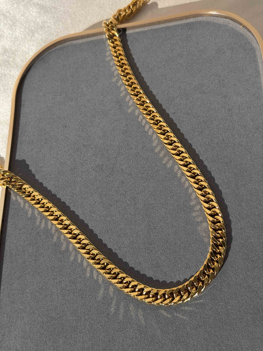 MENS’S 18k GOLD PLATED CUBANS CHAIN