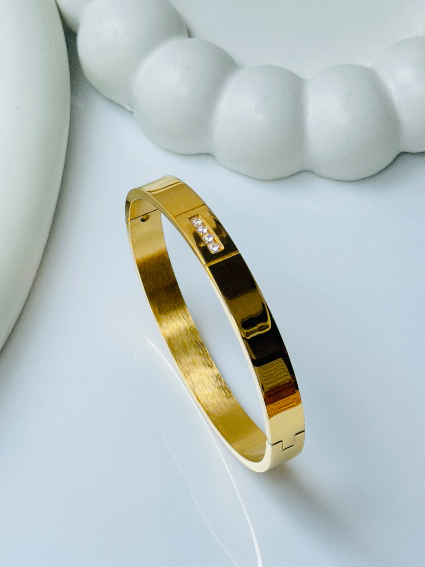 18K GOLD PLATED ANTI TARNISH BRACELET