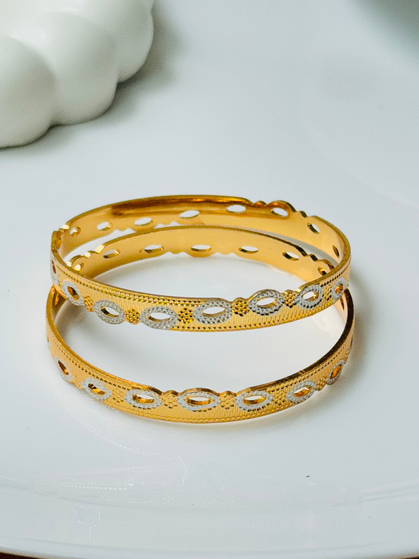 MICRO GOLD PLATED BANGLES