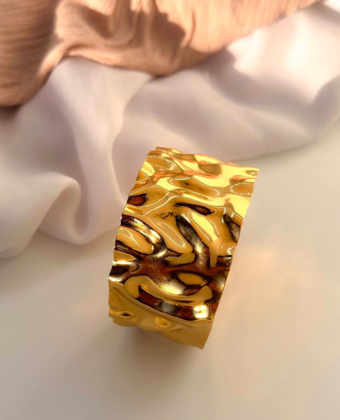 BOLD 18k BRACELET