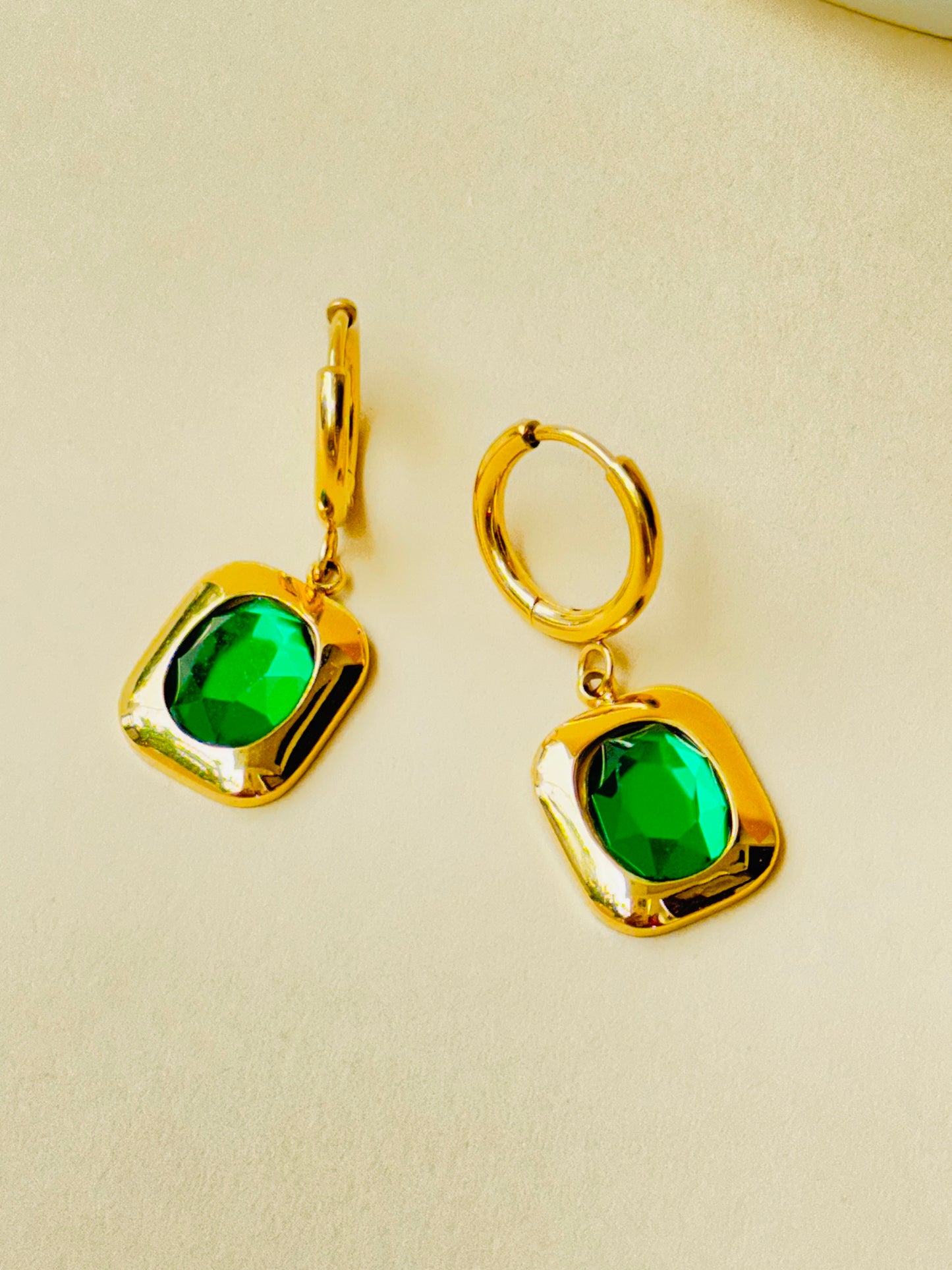 EMERALD 18K GOLD PLATED EARRINGS