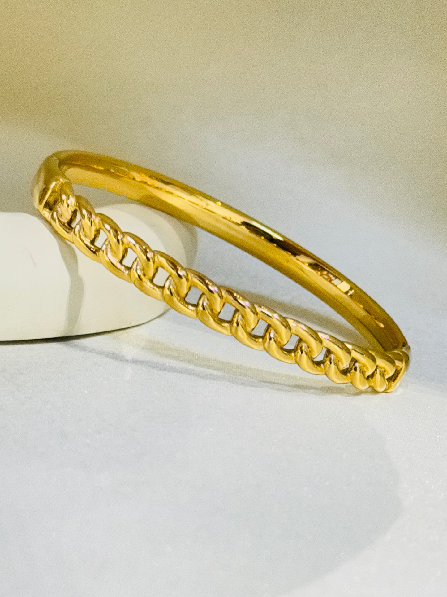 18K GOLD PLATED ANTI TARNISH BRACELET