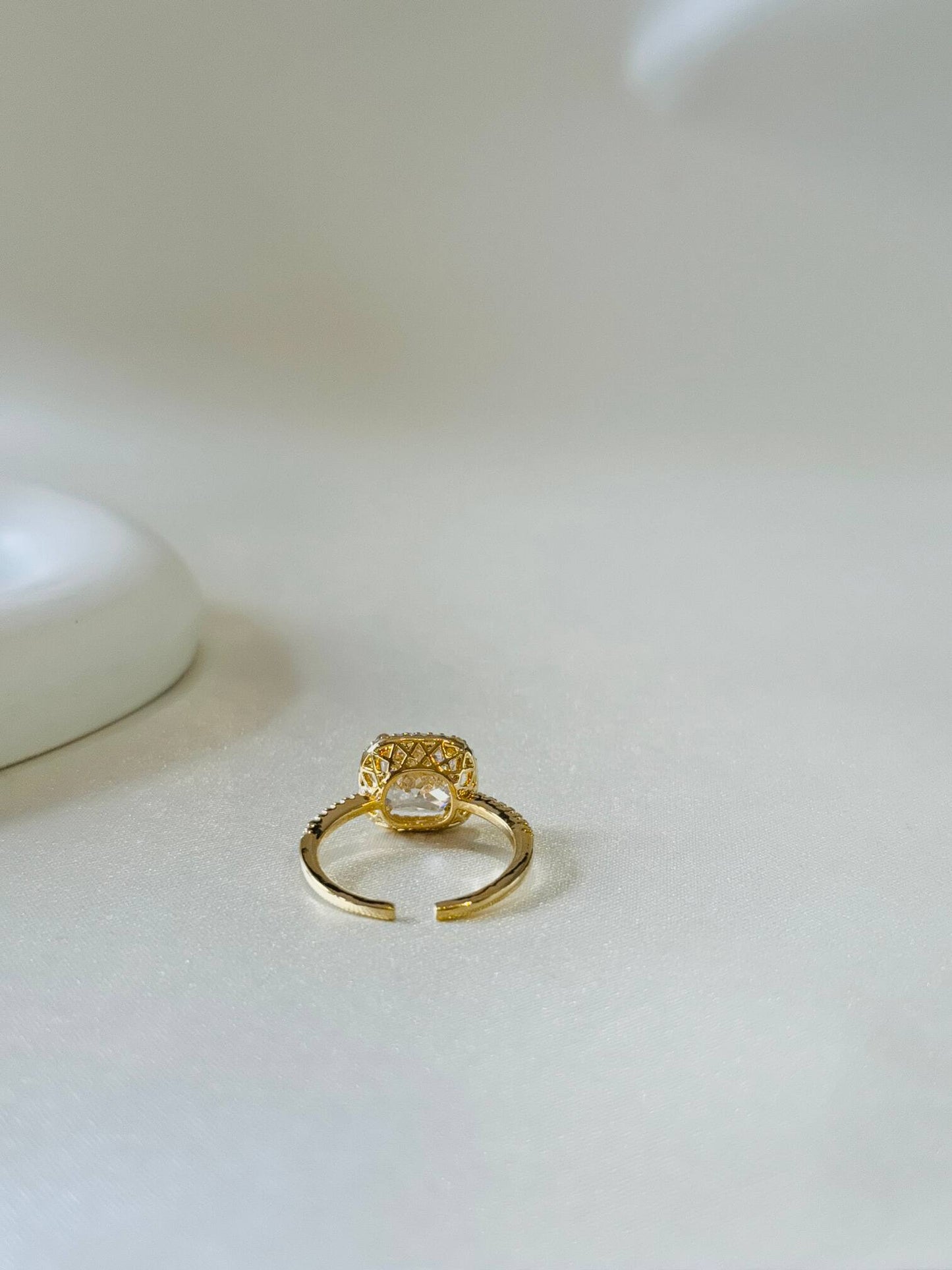 ADJUSTABLE 18K GOLD PLATED ANTI TARNISH RING