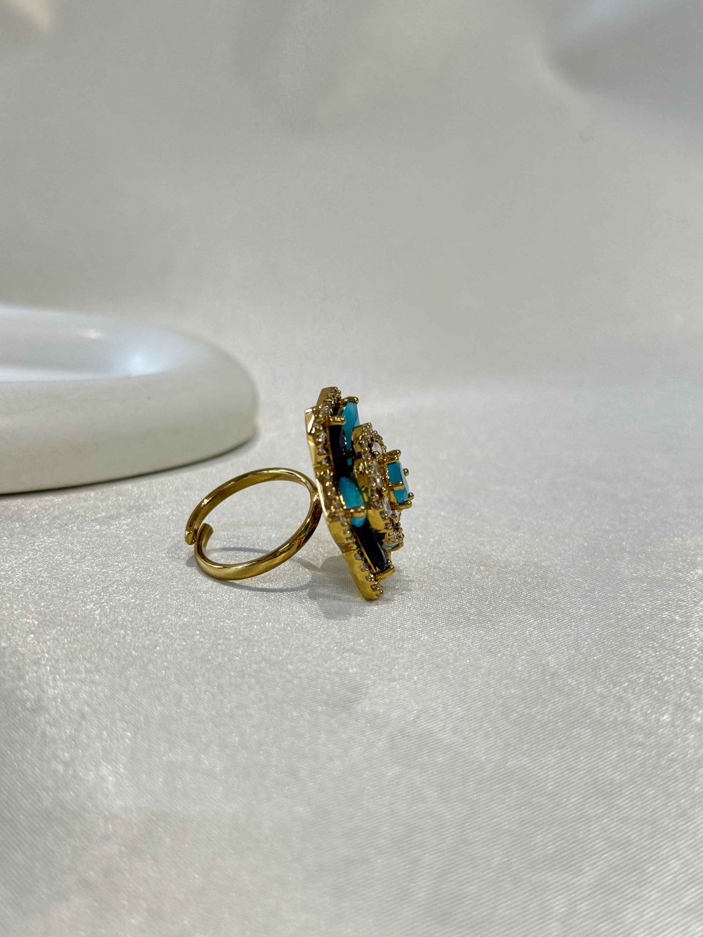 ANTIQUE GOLD PLATED ADJUSTABLE COCKTAIL RING