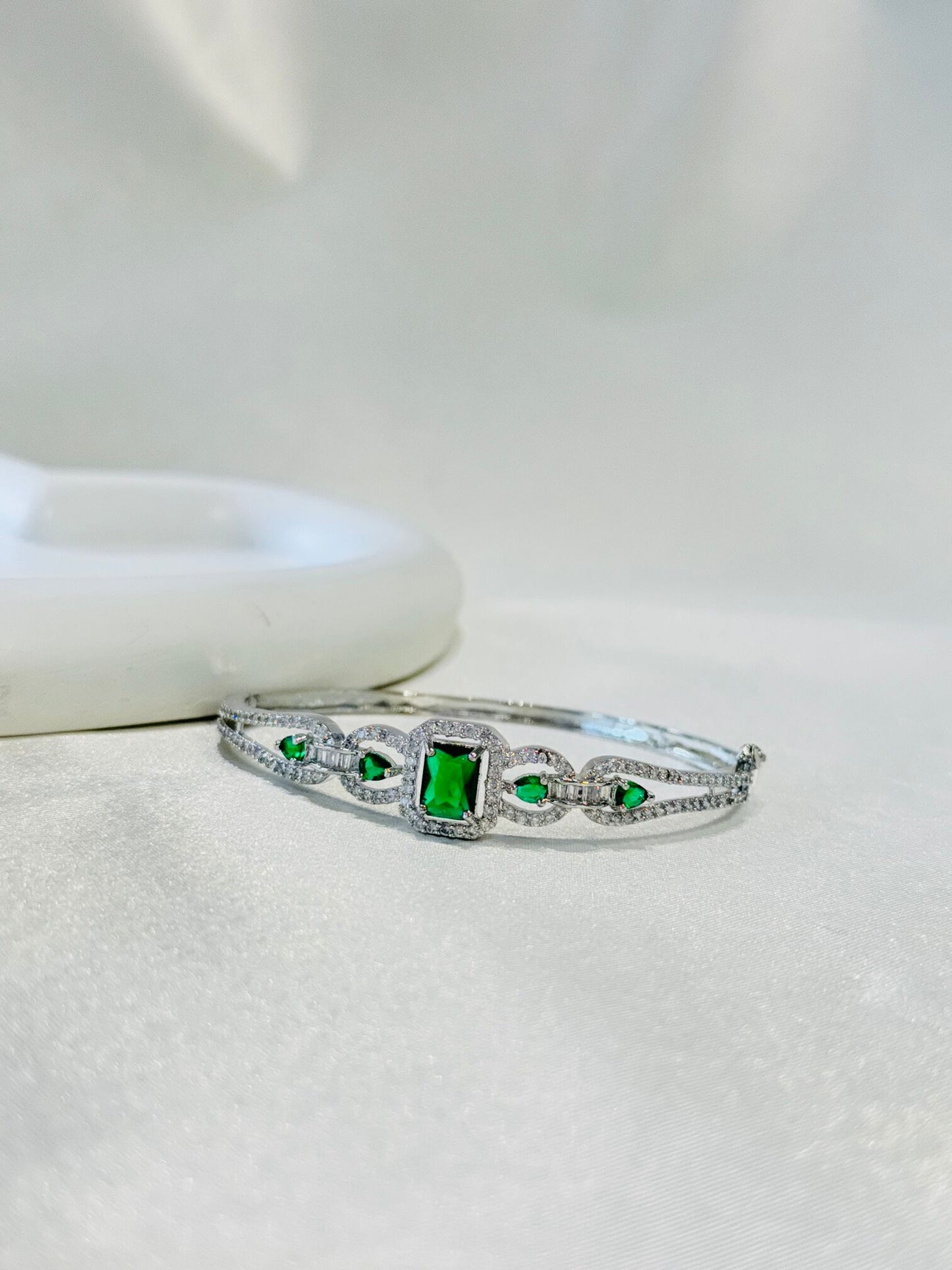 EMERALD CZ STERLING SILVER BRACELET
