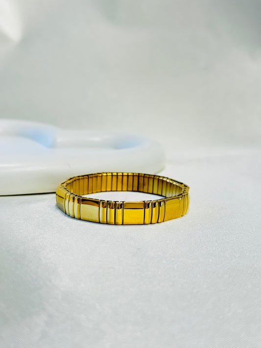 18K GOLD PLATED ANTI TARNISH STRETCHABLE BRACELET