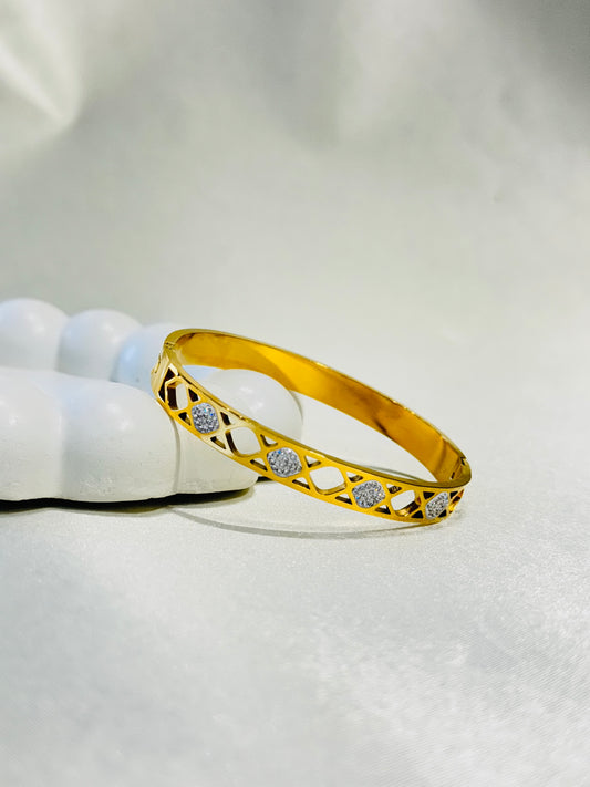 18K GOLD PLATED ANTI TARNISH BRACELET