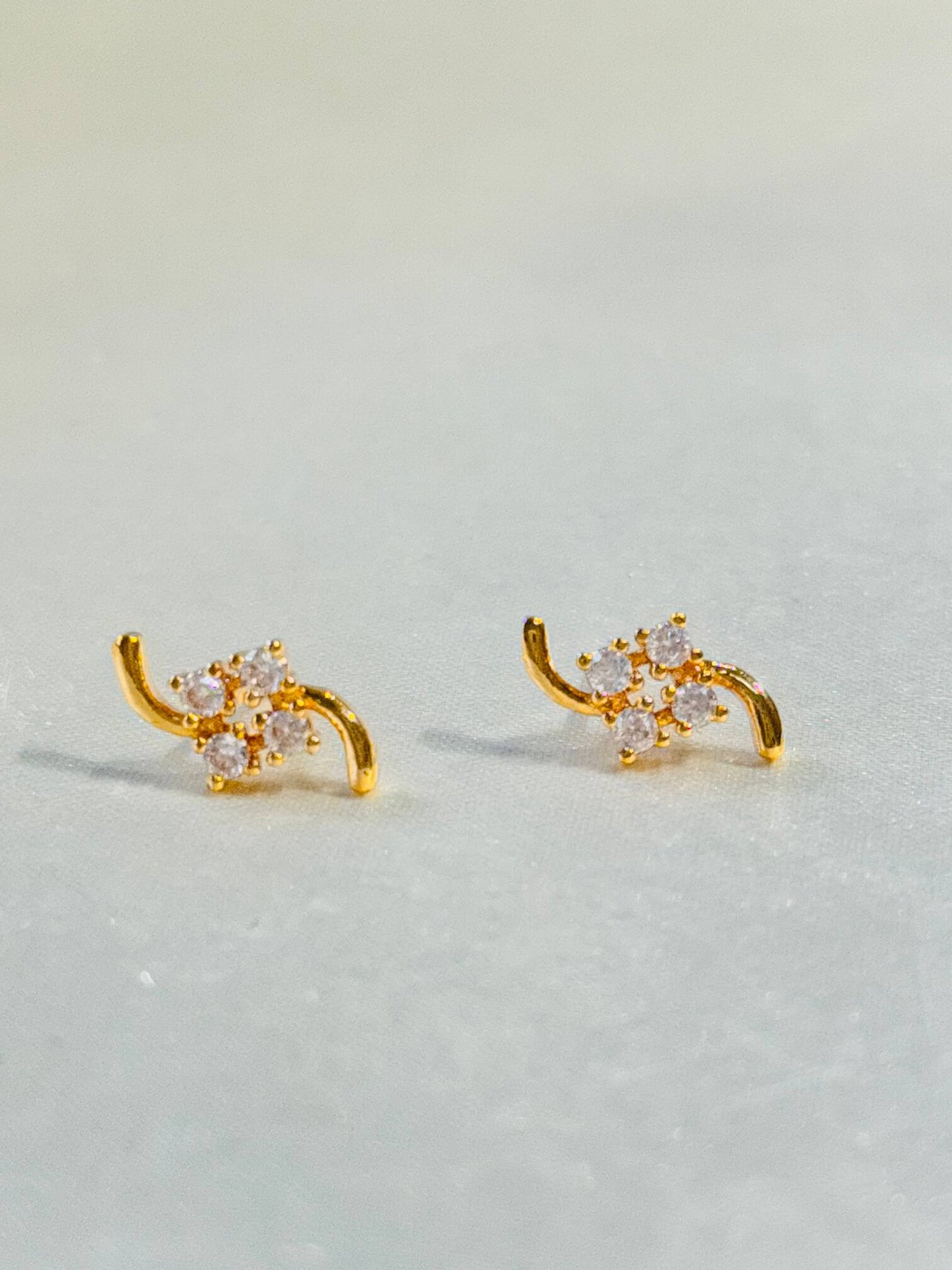 MICRO GOLD PLATED STUDS