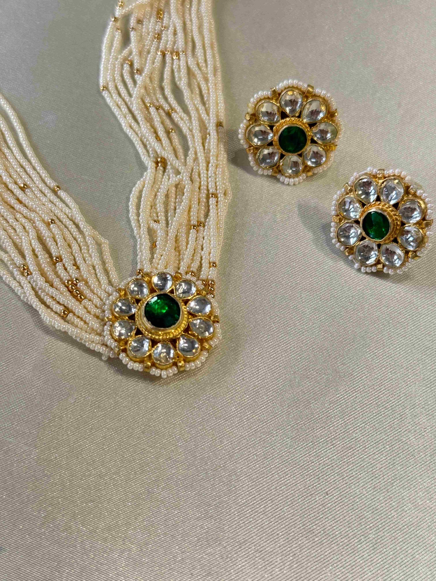PAACHI KUNDAN EMERALD CHOKER