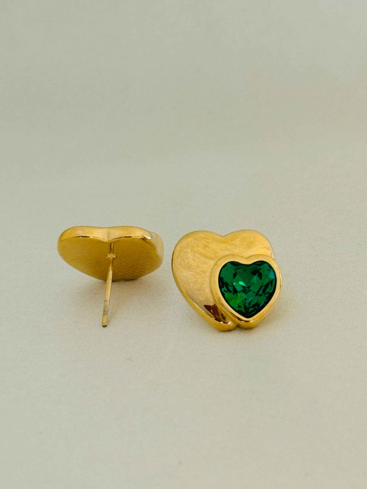EMERALD 18K GOLD PLATED HEART EARRINGS