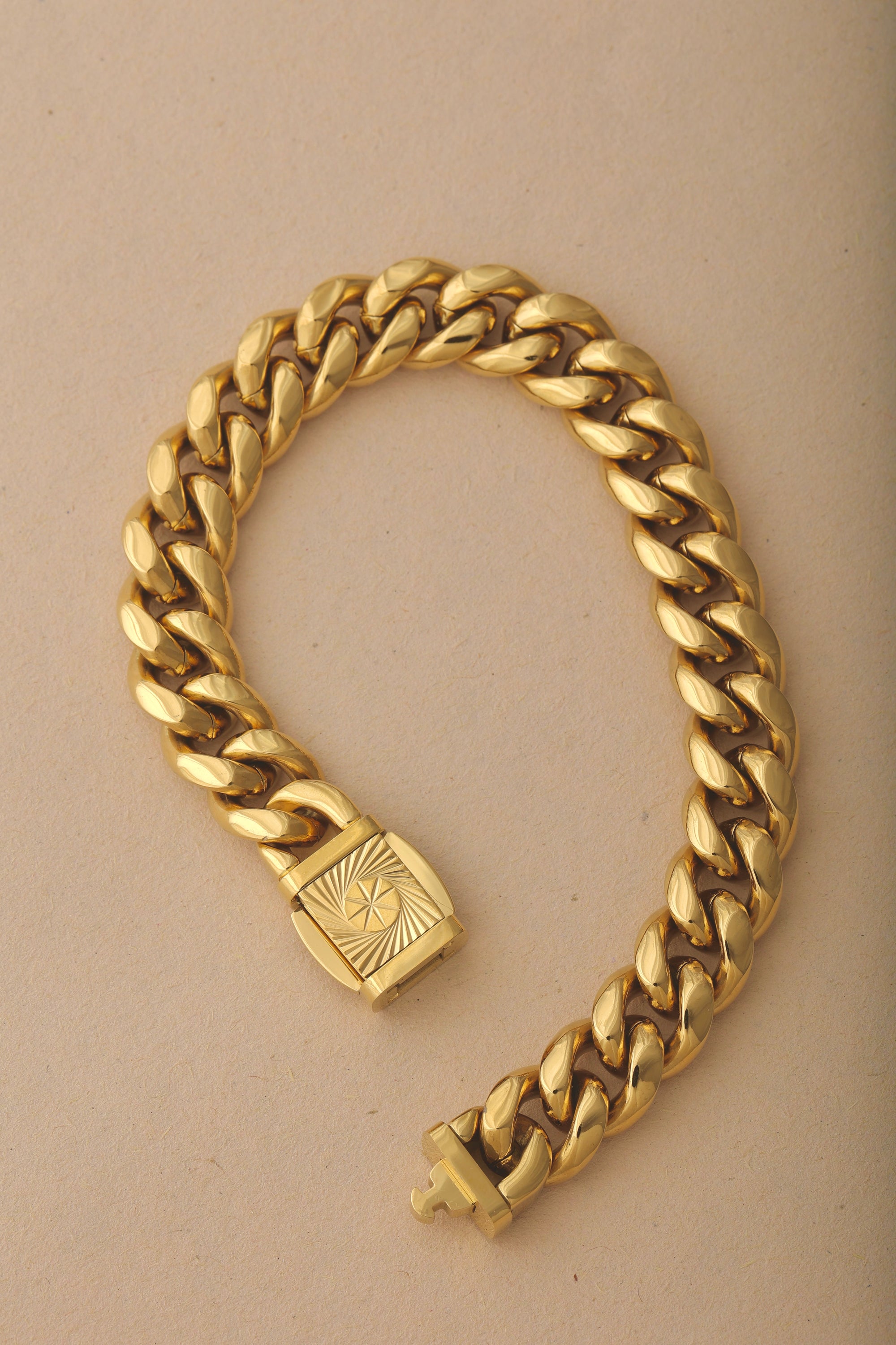 MENS 18k GOLD PLATED LOCK BRACELET - 12 MM