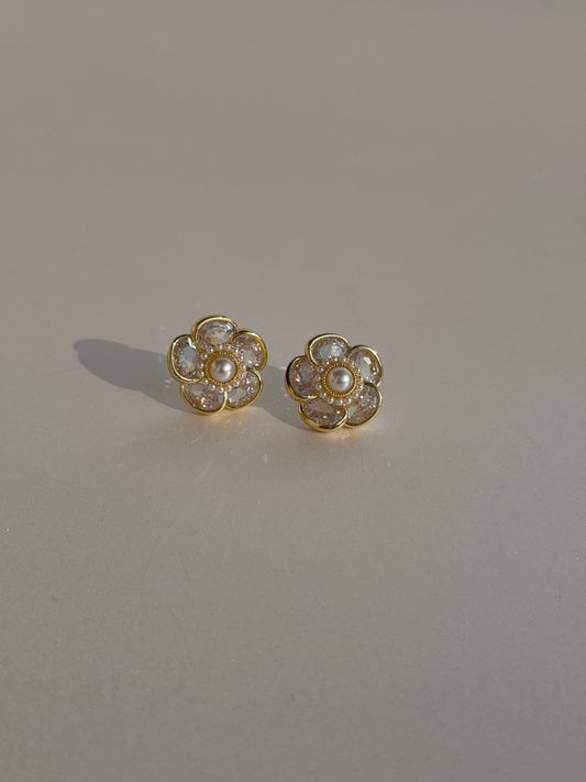 CZ GOLD PLATED STUDS