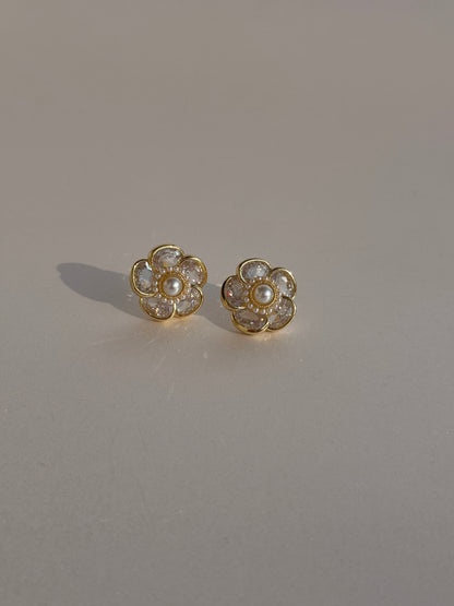 CZ GOLD PLATED STUDS