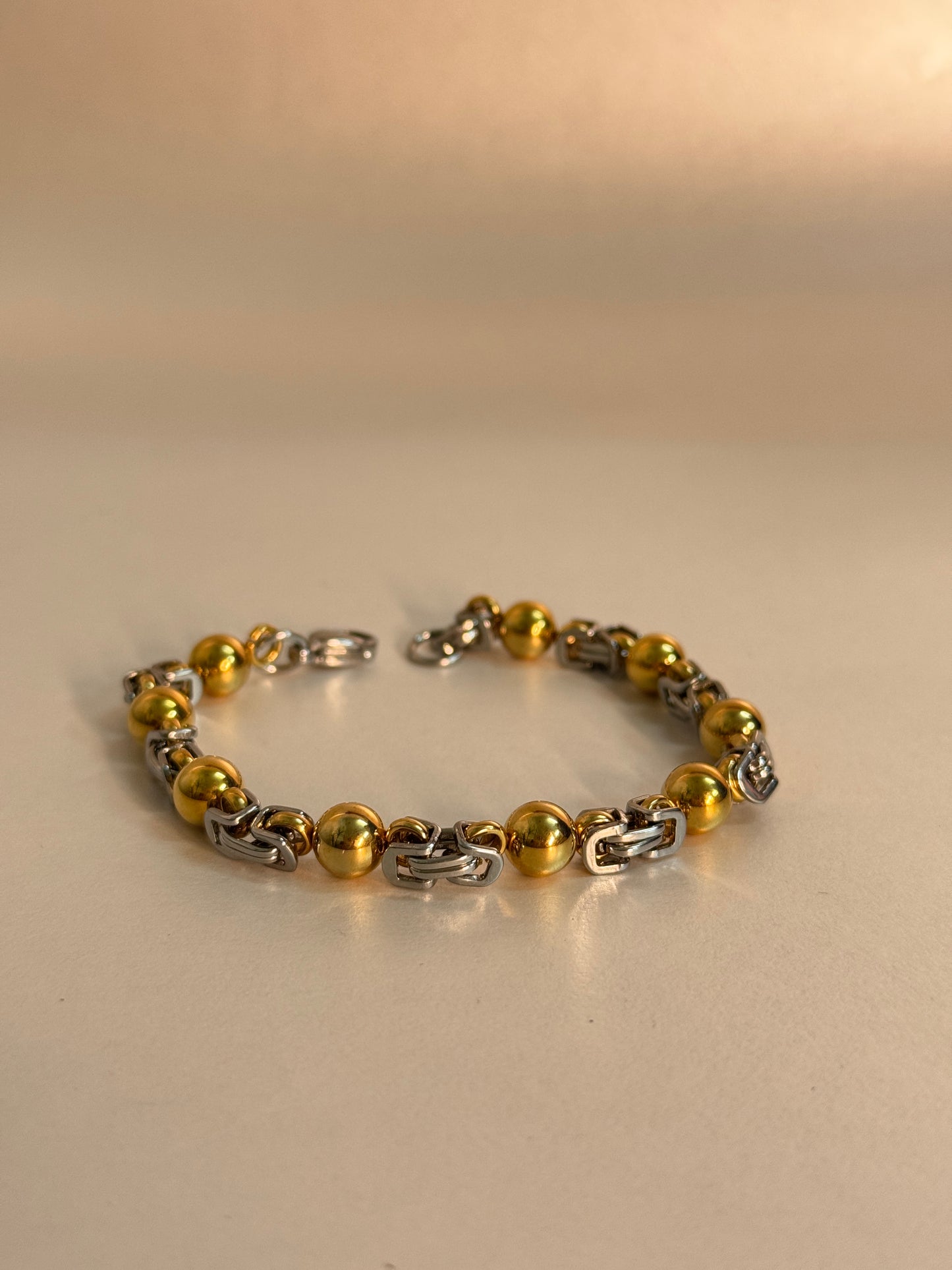 DUAL TONE ROYAL LINK BRACELET