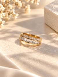 Élan Baguette Luxe Band Ring