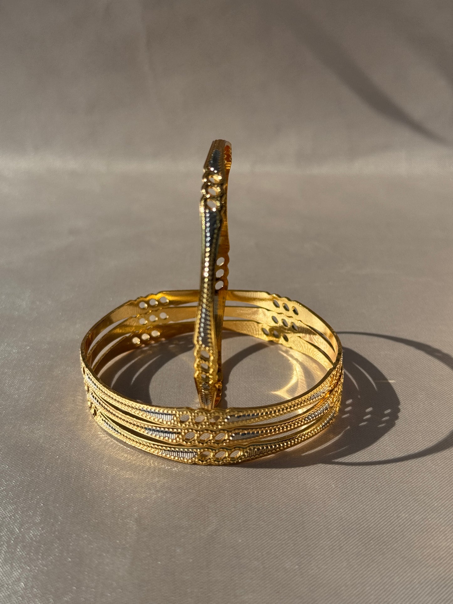MICRO GOLD PLATED ANTI TARNISH BANGLES